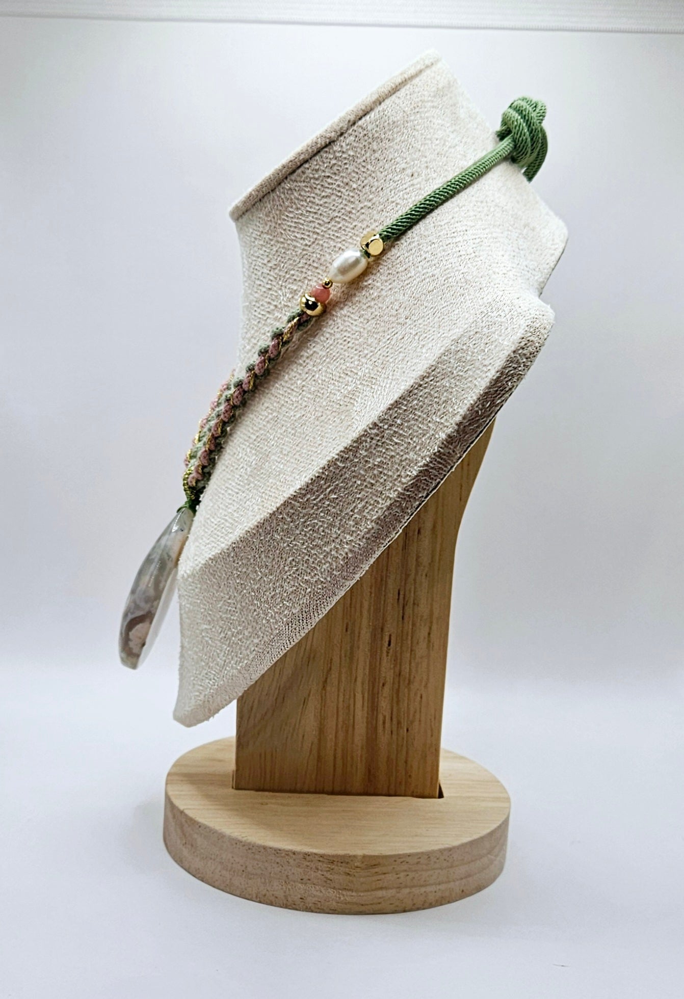 🌸💧✨ TEARDROP FLOWER AGATE PENDANT | Green & Pink Natural Chord | Freshwater Pearls | Adjustable Boho Jewelry